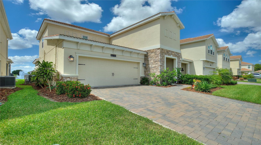 DAVENPORT, Florida 33896, 3 Bedrooms Bedrooms, ,2 BathroomsBathrooms,Residential,For Sale,PACIFIC DUNES DR,0,MFRS5150648
