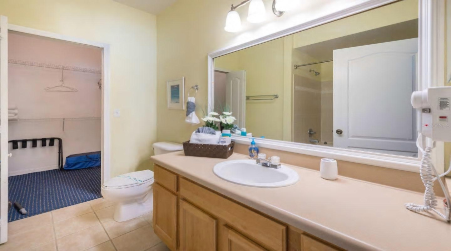 KISSIMMEE, Florida 34746, 3 Bedrooms Bedrooms, ,2 BathroomsBathrooms,Residential,For Sale,BONFIRE BEACH,0,MFRS5150377