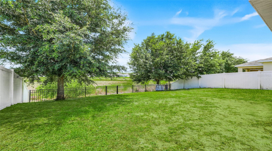 DAVENPORT, Florida 33837, 4 Bedrooms Bedrooms, ,2 BathroomsBathrooms,Residential,For Sale,SAMUEL,0,MFRO6406916