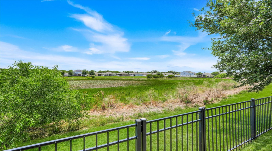 DAVENPORT, Florida 33837, 4 Bedrooms Bedrooms, ,2 BathroomsBathrooms,Residential,For Sale,SAMUEL,0,MFRO6406916