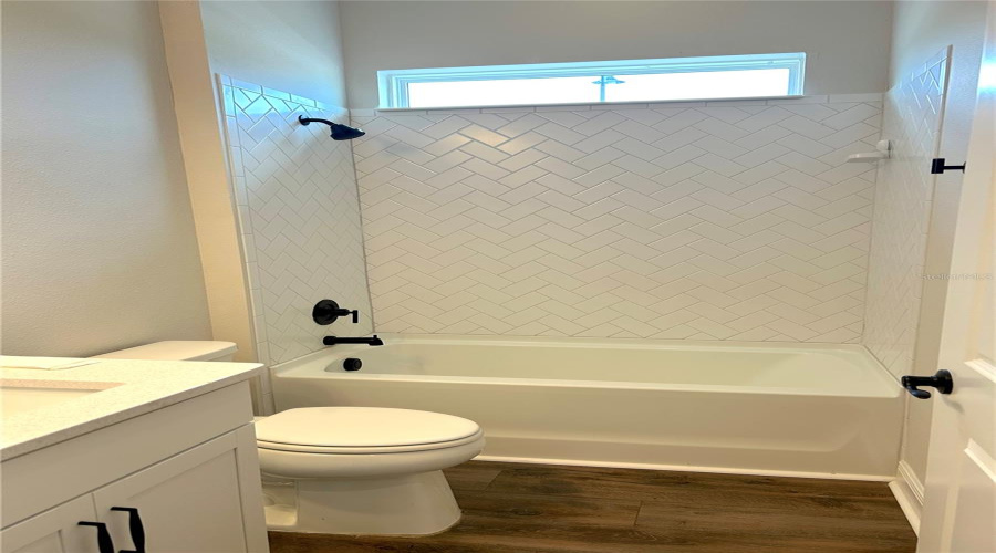 KISSIMMEE, Florida 34747, 3 Bedrooms Bedrooms, ,2 BathroomsBathrooms,Residential,For Sale,WHITEWOOD,0,MFRO6411171