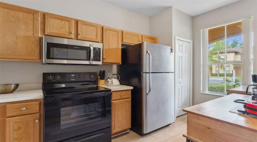DAVENPORT, Florida 33897, 4 Bedrooms Bedrooms, ,3 BathroomsBathrooms,Residential,For Sale,CALABRIA,0,MFRO6410322