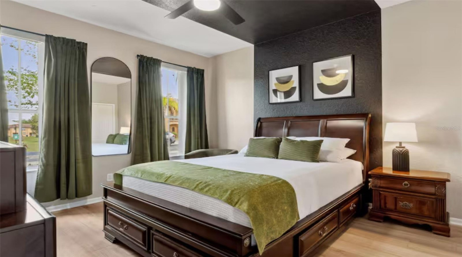 Downstairs bedrooom