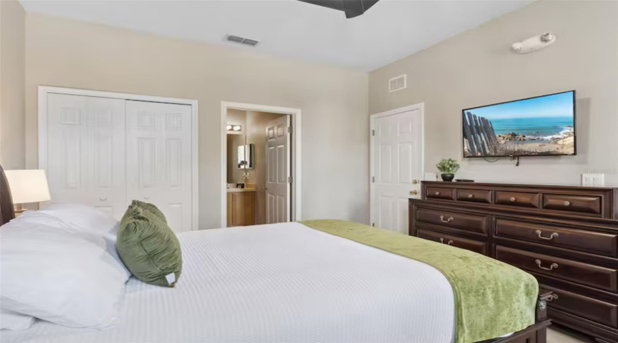 Downstairs Bedroom with Full Ensuite