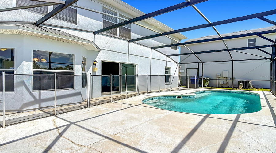 KISSIMMEE, Florida 34746, 4 Bedrooms Bedrooms, ,3 BathroomsBathrooms,Residential,For Sale,LIBERTY HALL,0,MFRC7526612