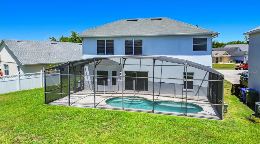 KISSIMMEE, Florida 34746, 4 Bedrooms Bedrooms, ,3 BathroomsBathrooms,Residential,For Sale,LIBERTY HALL,0,MFRC7526612
