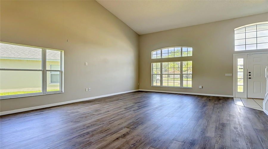 KISSIMMEE, Florida 34746, 4 Bedrooms Bedrooms, ,3 BathroomsBathrooms,Residential,For Sale,LIBERTY HALL,0,MFRC7526612