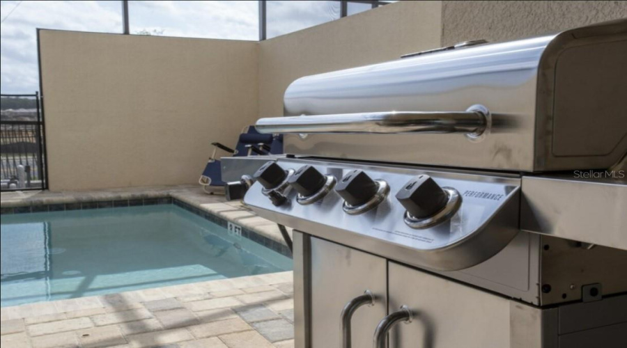 KISSIMMEE, Florida 34747, 5 Bedrooms Bedrooms, ,4 BathroomsBathrooms,Residential,For Sale,CAREY PALM,0,MFRO6411209