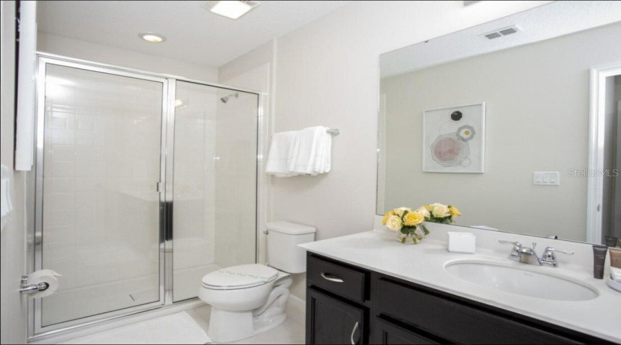 KISSIMMEE, Florida 34747, 5 Bedrooms Bedrooms, ,4 BathroomsBathrooms,Residential,For Sale,CAREY PALM,0,MFRO6411209