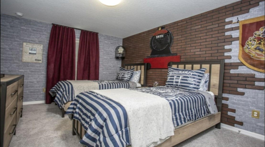 KISSIMMEE, Florida 34747, 5 Bedrooms Bedrooms, ,4 BathroomsBathrooms,Residential,For Sale,CAREY PALM,0,MFRO6411209