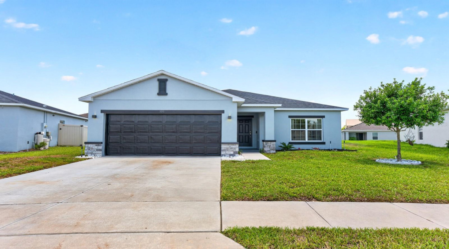 Welcome to this METICULOUSLY MAINTAINED 3-bedroom, 2-bath home in the desirable Greenfield Village community of Davenport, where modern style, comfortable living, and a FANTASTIC LOCATION come together beautifully.