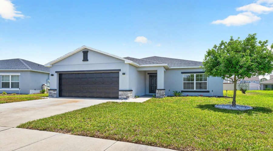 With its modern finishes, thoughtful layout, FRESH UPDATES, and excellent community amenities, this Greenfield Village home provides the perfect combination of comfort, convenience, and EASY FLORIDA LIVING. Act quickly—this GEM won't last long!