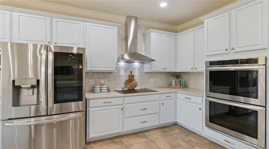 KISSIMMEE, Florida 34746, 4 Bedrooms Bedrooms, ,3 BathroomsBathrooms,Residential,For Sale,EAGLE TALON,0,MFRO6411064