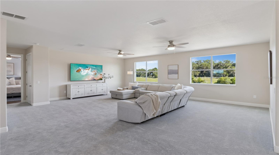 KISSIMMEE, Florida 34746, 4 Bedrooms Bedrooms, ,3 BathroomsBathrooms,Residential,For Sale,EAGLE TALON,0,MFRO6411064