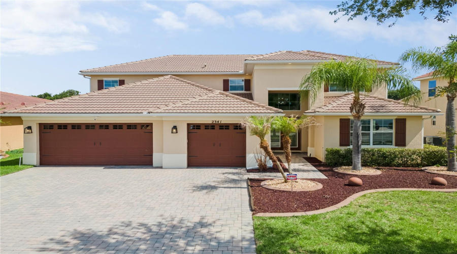 KISSIMMEE, Florida 34746, 4 Bedrooms Bedrooms, ,3 BathroomsBathrooms,Residential,For Sale,EAGLE TALON,0,MFRO6411064