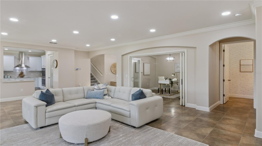 KISSIMMEE, Florida 34746, 4 Bedrooms Bedrooms, ,3 BathroomsBathrooms,Residential,For Sale,EAGLE TALON,0,MFRO6411064