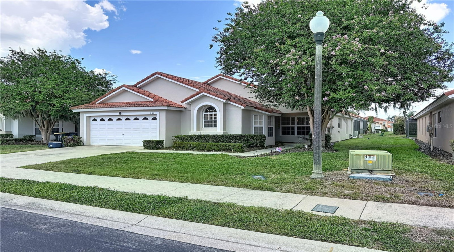 DAVENPORT, Florida 33897, 4 Bedrooms Bedrooms, ,3 BathroomsBathrooms,Residential,For Sale,HYPOLITA,0,MFRS5150565