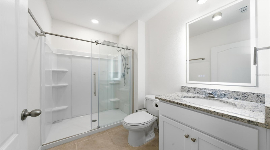 DAVENPORT, Florida 33837, 5 Bedrooms Bedrooms, ,3 BathroomsBathrooms,Residential,For Sale,MOULIN,0,MFRO6380628