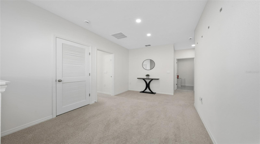DAVENPORT, Florida 33837, 5 Bedrooms Bedrooms, ,3 BathroomsBathrooms,Residential,For Sale,MOULIN,0,MFRO6380628