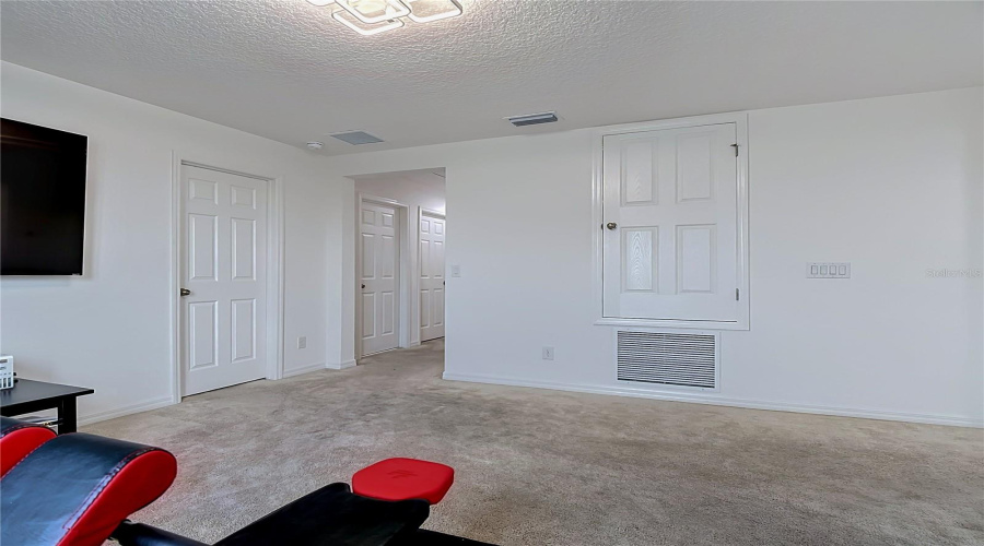 DAVENPORT, Florida 33837, 4 Bedrooms Bedrooms, ,2 BathroomsBathrooms,Residential,For Sale,ANNA,0,MFRO6411426