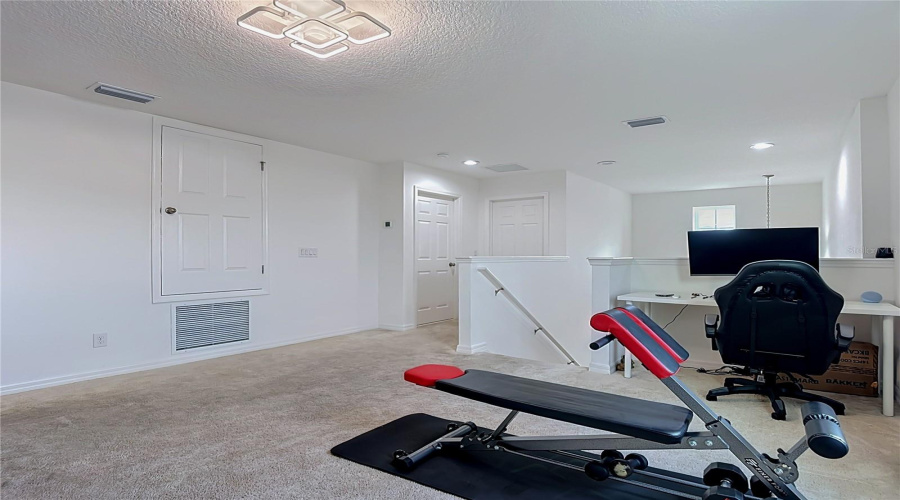 DAVENPORT, Florida 33837, 4 Bedrooms Bedrooms, ,2 BathroomsBathrooms,Residential,For Sale,ANNA,0,MFRO6411426