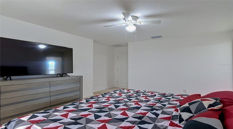 DAVENPORT, Florida 33837, 4 Bedrooms Bedrooms, ,2 BathroomsBathrooms,Residential,For Sale,ANNA,0,MFRO6411426