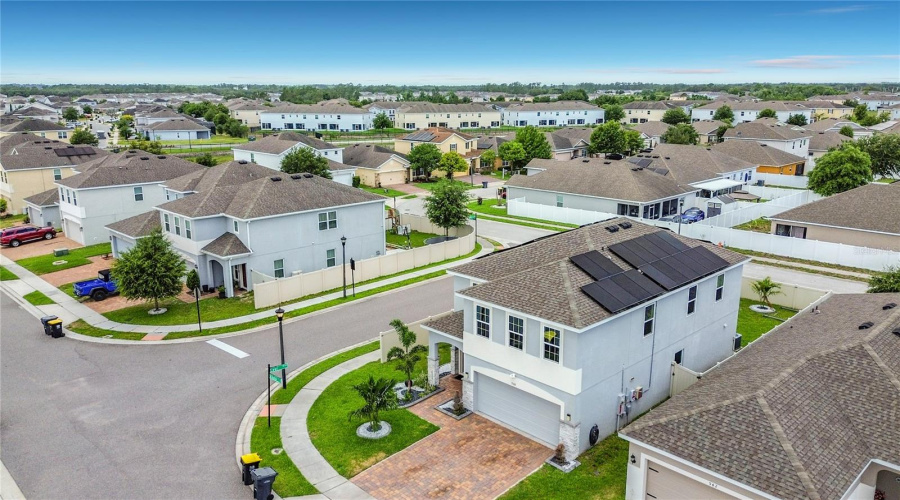 DAVENPORT, Florida 33837, 4 Bedrooms Bedrooms, ,2 BathroomsBathrooms,Residential,For Sale,ANNA,0,MFRO6411426