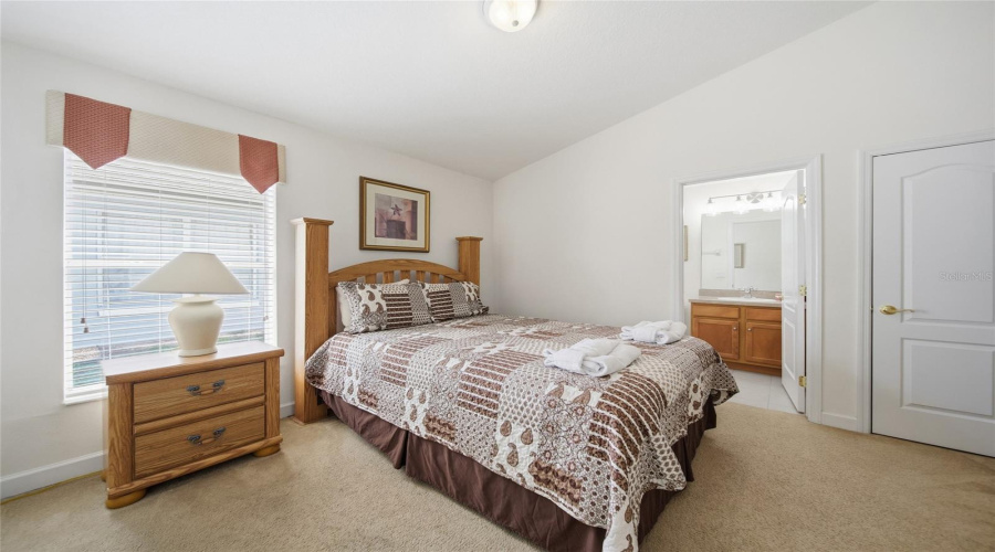 DAVENPORT, Florida 33897, 4 Bedrooms Bedrooms, ,3 BathroomsBathrooms,Residential,For Sale,OLD BRIDGE,0,MFRO6411421