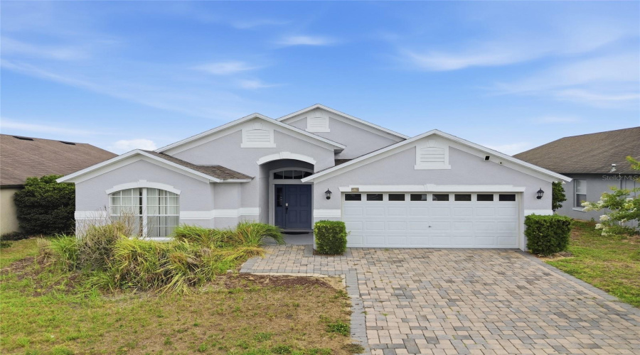 DAVENPORT, Florida 33897, 4 Bedrooms Bedrooms, ,3 BathroomsBathrooms,Residential,For Sale,OLD BRIDGE,0,MFRO6411421