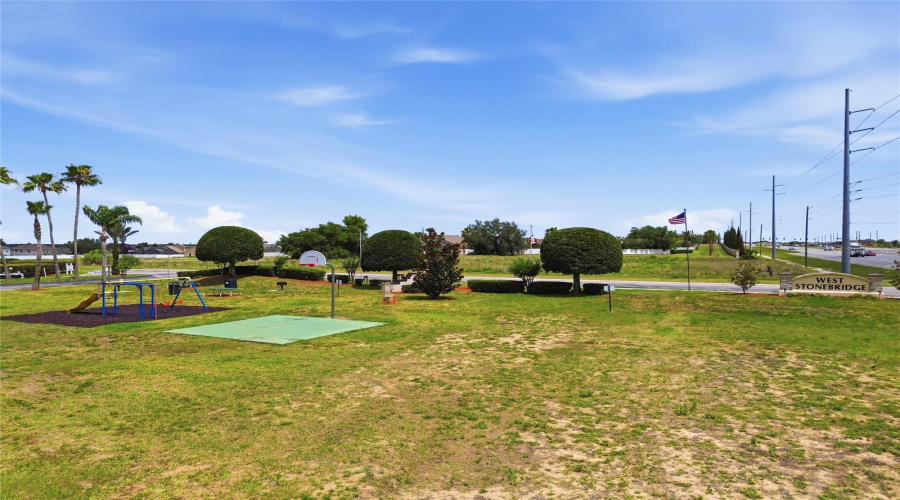 DAVENPORT, Florida 33897, 4 Bedrooms Bedrooms, ,3 BathroomsBathrooms,Residential,For Sale,OLD BRIDGE,0,MFRO6411421