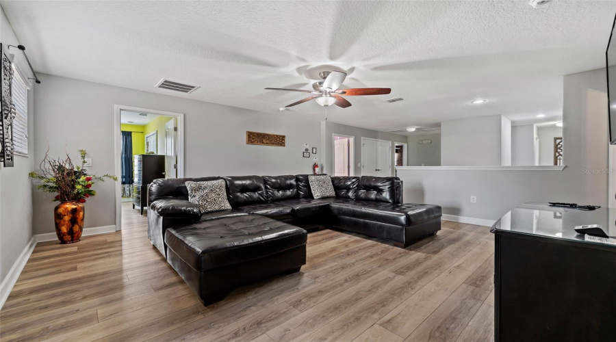 DAVENPORT, Florida 33896, 8 Bedrooms Bedrooms, ,5 BathroomsBathrooms,Residential,For Sale,MOON VALLEY,0,MFRS5150724