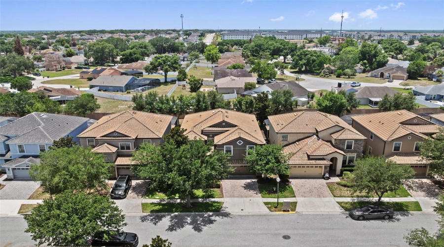 DAVENPORT, Florida 33896, 8 Bedrooms Bedrooms, ,5 BathroomsBathrooms,Residential,For Sale,MOON VALLEY,0,MFRS5150724