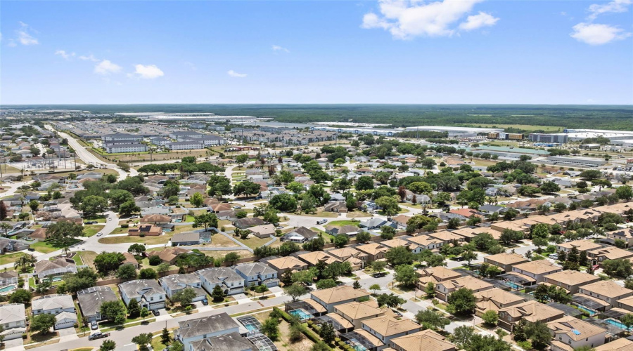 DAVENPORT, Florida 33896, 8 Bedrooms Bedrooms, ,5 BathroomsBathrooms,Residential,For Sale,MOON VALLEY,0,MFRS5150724