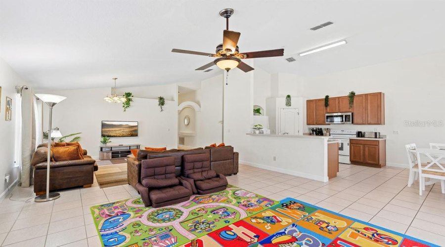 DAVENPORT, Florida 33897, 4 Bedrooms Bedrooms, ,3 BathroomsBathrooms,Residential,For Sale,OLD BRIDGE,0,MFRS5150763