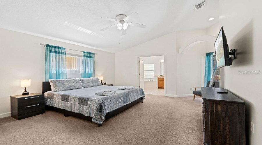 DAVENPORT, Florida 33897, 4 Bedrooms Bedrooms, ,3 BathroomsBathrooms,Residential,For Sale,OLD BRIDGE,0,MFRS5150763