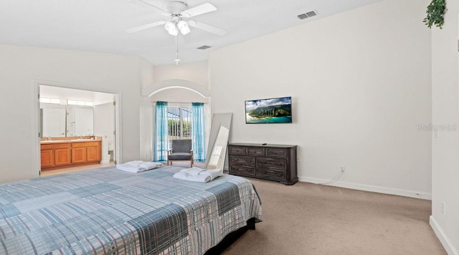 DAVENPORT, Florida 33897, 4 Bedrooms Bedrooms, ,3 BathroomsBathrooms,Residential,For Sale,OLD BRIDGE,0,MFRS5150763