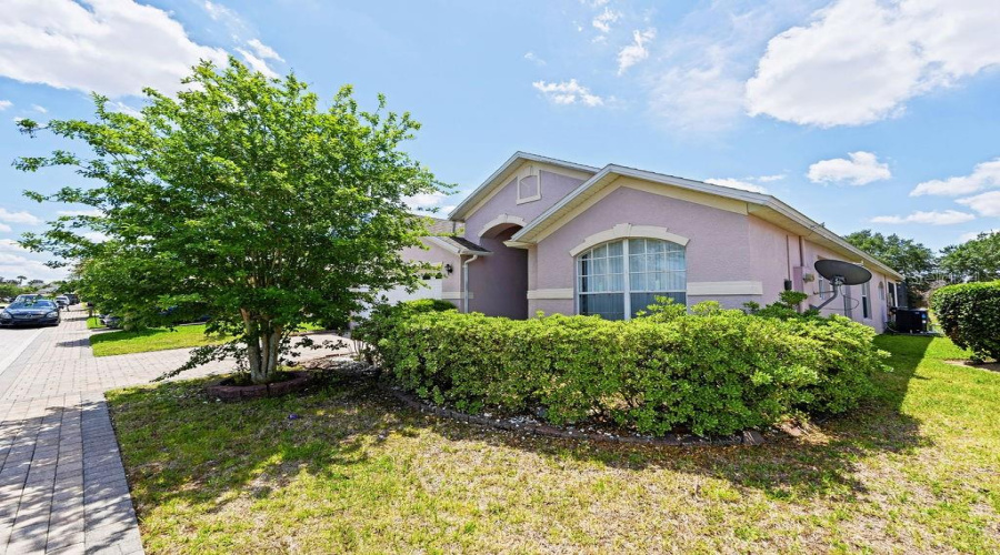 DAVENPORT, Florida 33897, 4 Bedrooms Bedrooms, ,3 BathroomsBathrooms,Residential,For Sale,OLD BRIDGE,0,MFRS5150763