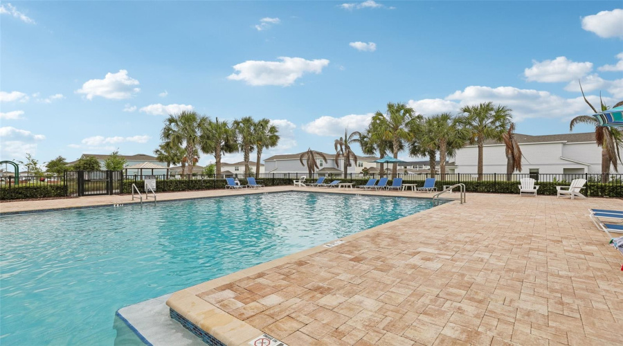 DAVENPORT, Florida 33896, 3 Bedrooms Bedrooms, ,2 BathroomsBathrooms,Residential,For Sale,WINSOME,0,MFRO6409908