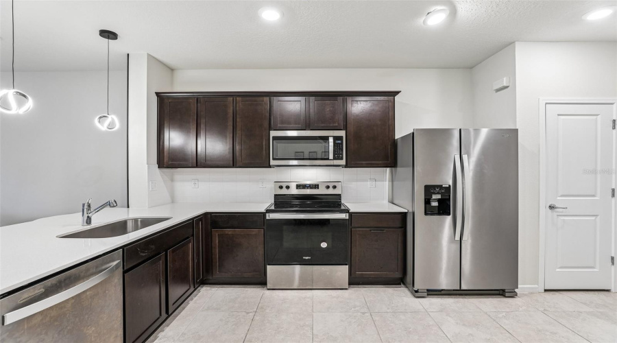 DAVENPORT, Florida 33896, 3 Bedrooms Bedrooms, ,2 BathroomsBathrooms,Residential,For Sale,WINSOME,0,MFRO6409908