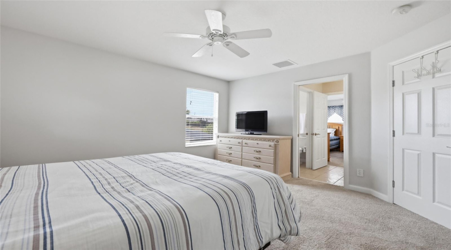 DAVENPORT, Florida 33897, 5 Bedrooms Bedrooms, ,3 BathroomsBathrooms,Residential,For Sale,PLUMOSO,0,MFRO6407247