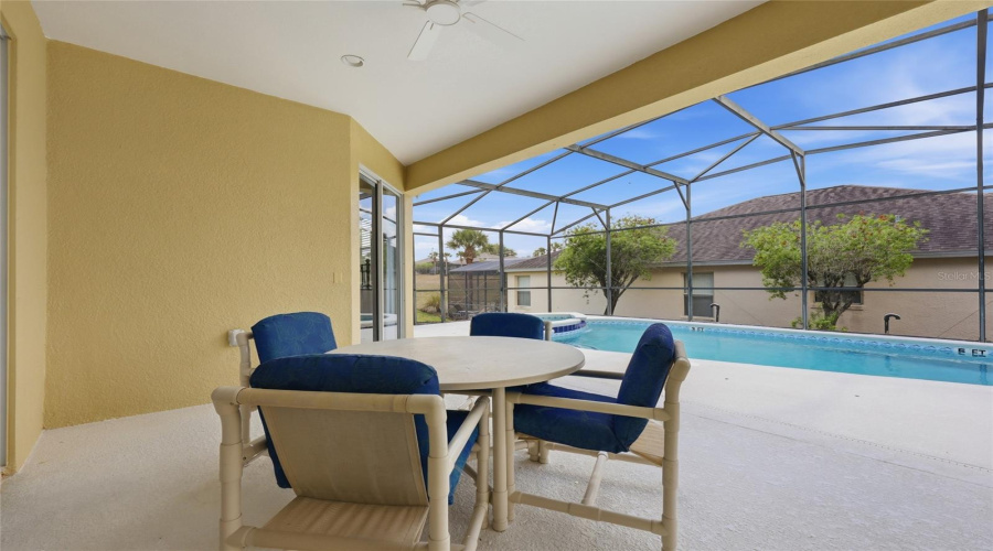 DAVENPORT, Florida 33897, 5 Bedrooms Bedrooms, ,3 BathroomsBathrooms,Residential,For Sale,PLUMOSO,0,MFRO6407247