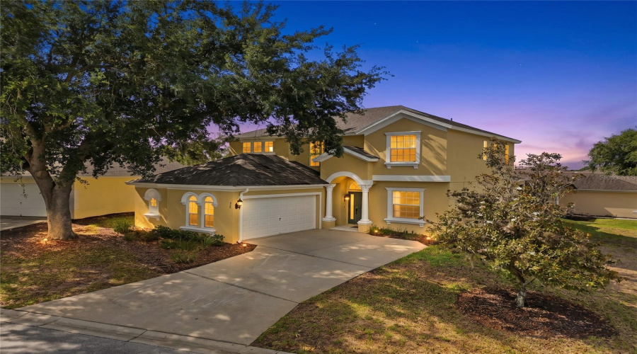 DAVENPORT, Florida 33897, 5 Bedrooms Bedrooms, ,3 BathroomsBathrooms,Residential,For Sale,PLUMOSO,0,MFRO6407247