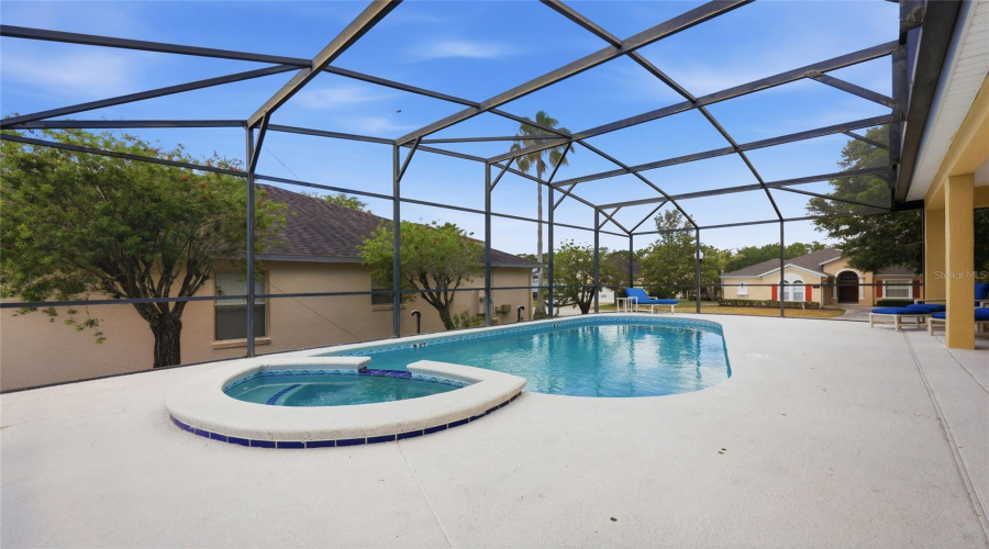 DAVENPORT, Florida 33897, 5 Bedrooms Bedrooms, ,3 BathroomsBathrooms,Residential,For Sale,PLUMOSO,0,MFRO6407247