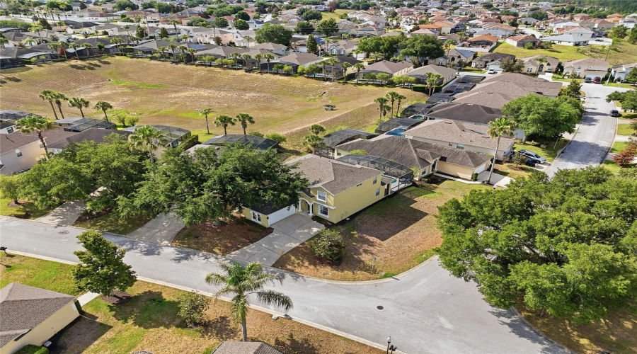 DAVENPORT, Florida 33897, 5 Bedrooms Bedrooms, ,3 BathroomsBathrooms,Residential,For Sale,PLUMOSO,0,MFRO6407247
