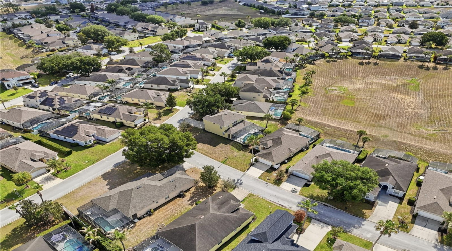 DAVENPORT, Florida 33897, 5 Bedrooms Bedrooms, ,3 BathroomsBathrooms,Residential,For Sale,PLUMOSO,0,MFRO6407247