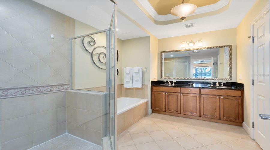 REUNION, Florida 34747, 3 Bedrooms Bedrooms, ,3 BathroomsBathrooms,Residential,For Sale,CENTRE COURT RIDGE,0,MFRO6409621