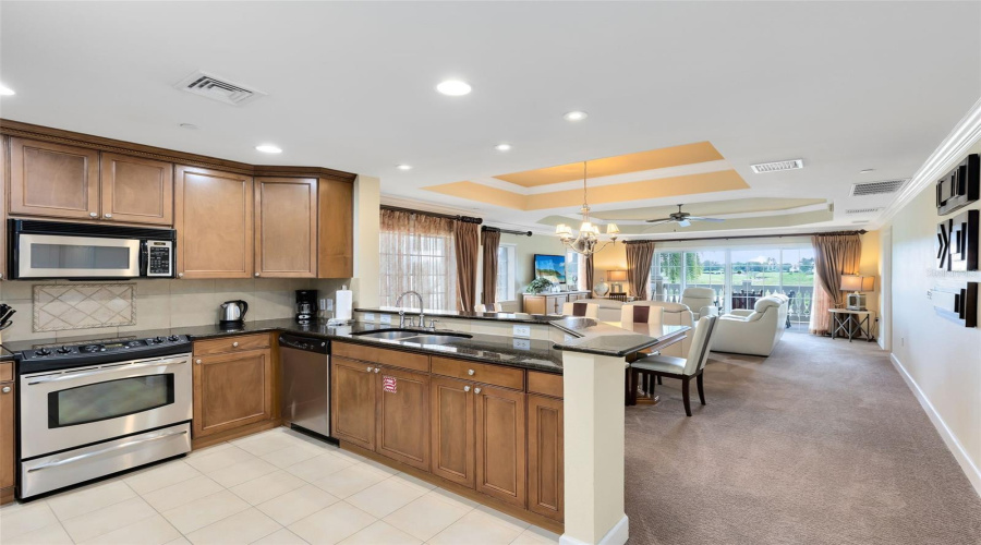 REUNION, Florida 34747, 3 Bedrooms Bedrooms, ,3 BathroomsBathrooms,Residential,For Sale,CENTRE COURT RIDGE,0,MFRO6409621