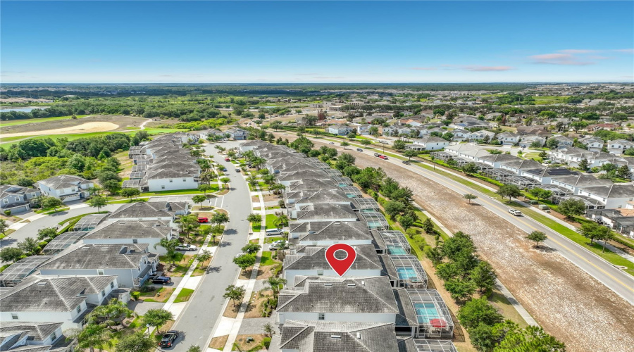 Davenport, Florida 33896, 8 Bedroom Bedrooms, ,5 Bathroombathrooms,Residential,For Sale,Maidstone,0,Mfro6410575
