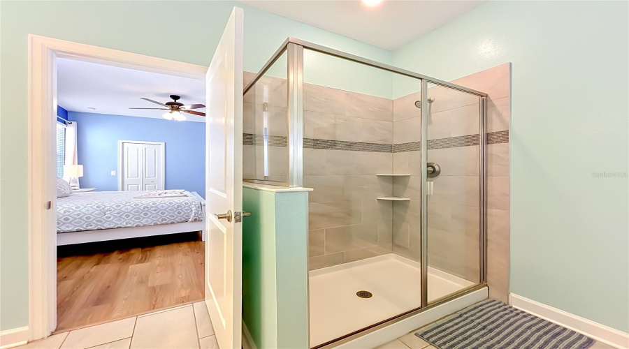 Davenport, Florida 33896, 8 Bedroom Bedrooms, ,5 Bathroombathrooms,Residential,For Sale,Maidstone,0,Mfro6410575