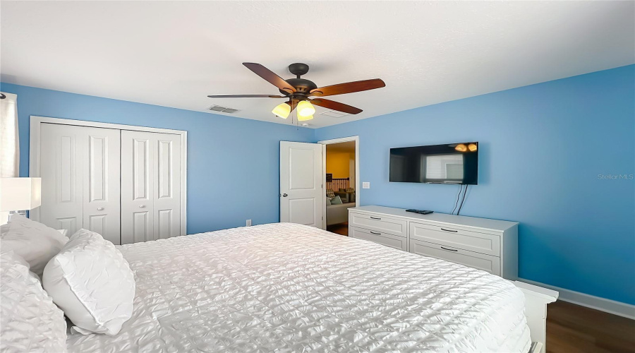 Davenport, Florida 33896, 8 Bedroom Bedrooms, ,5 Bathroombathrooms,Residential,For Sale,Maidstone,0,Mfro6410575